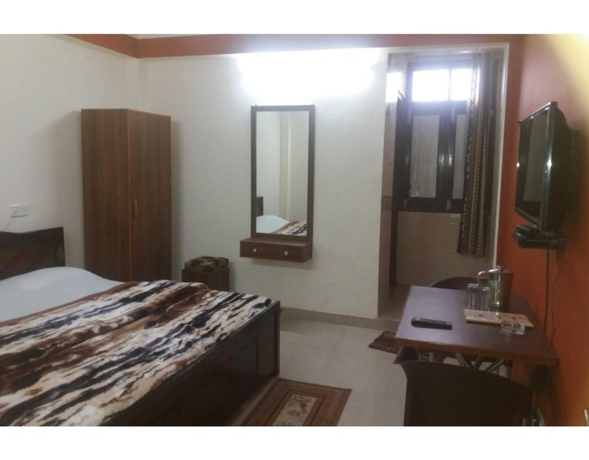Hotel Rock Stone Mussoorie Eksteriør billede
